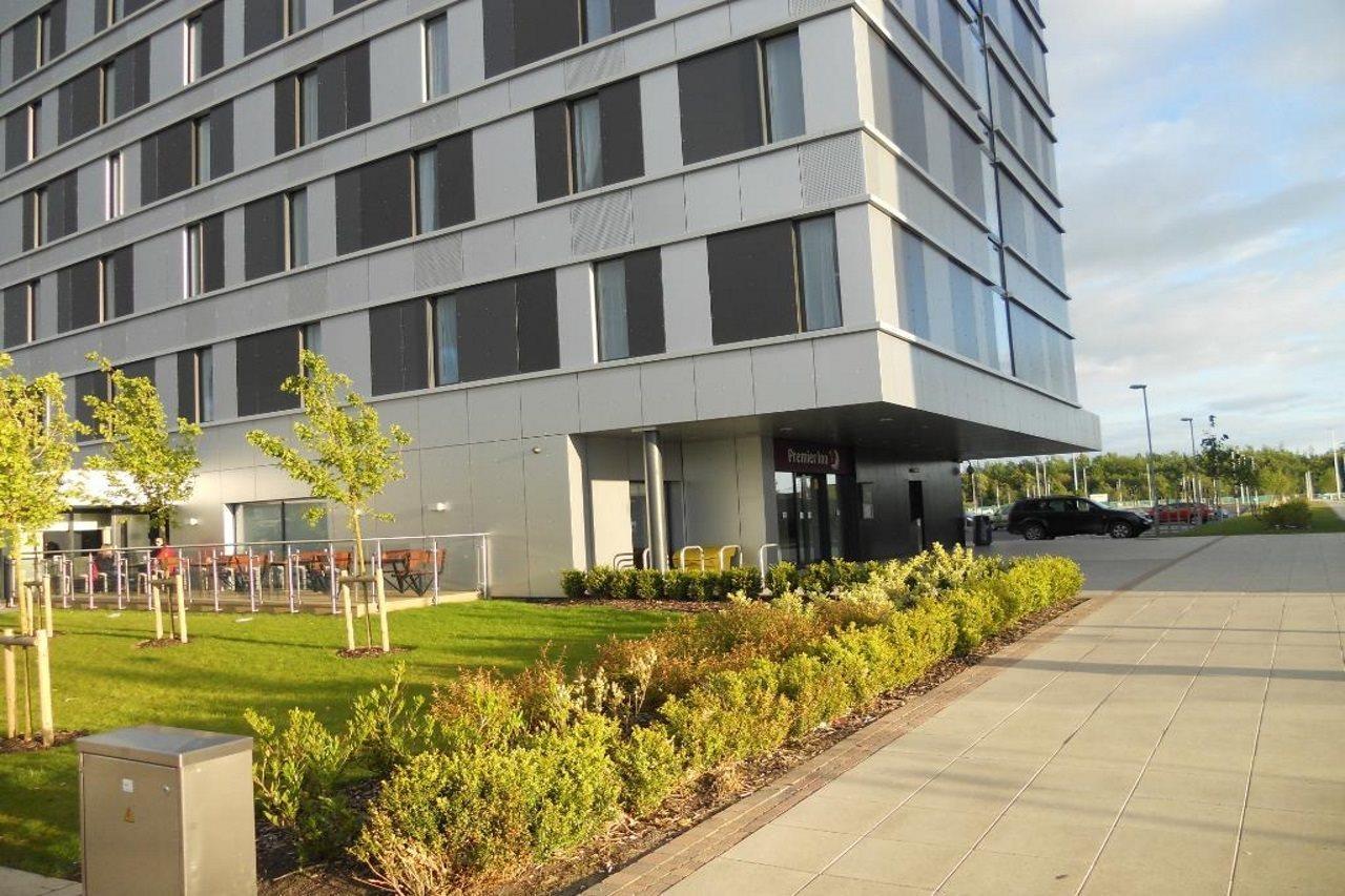 Premier Inn Glasgow Pacific Quay Exteriör bild